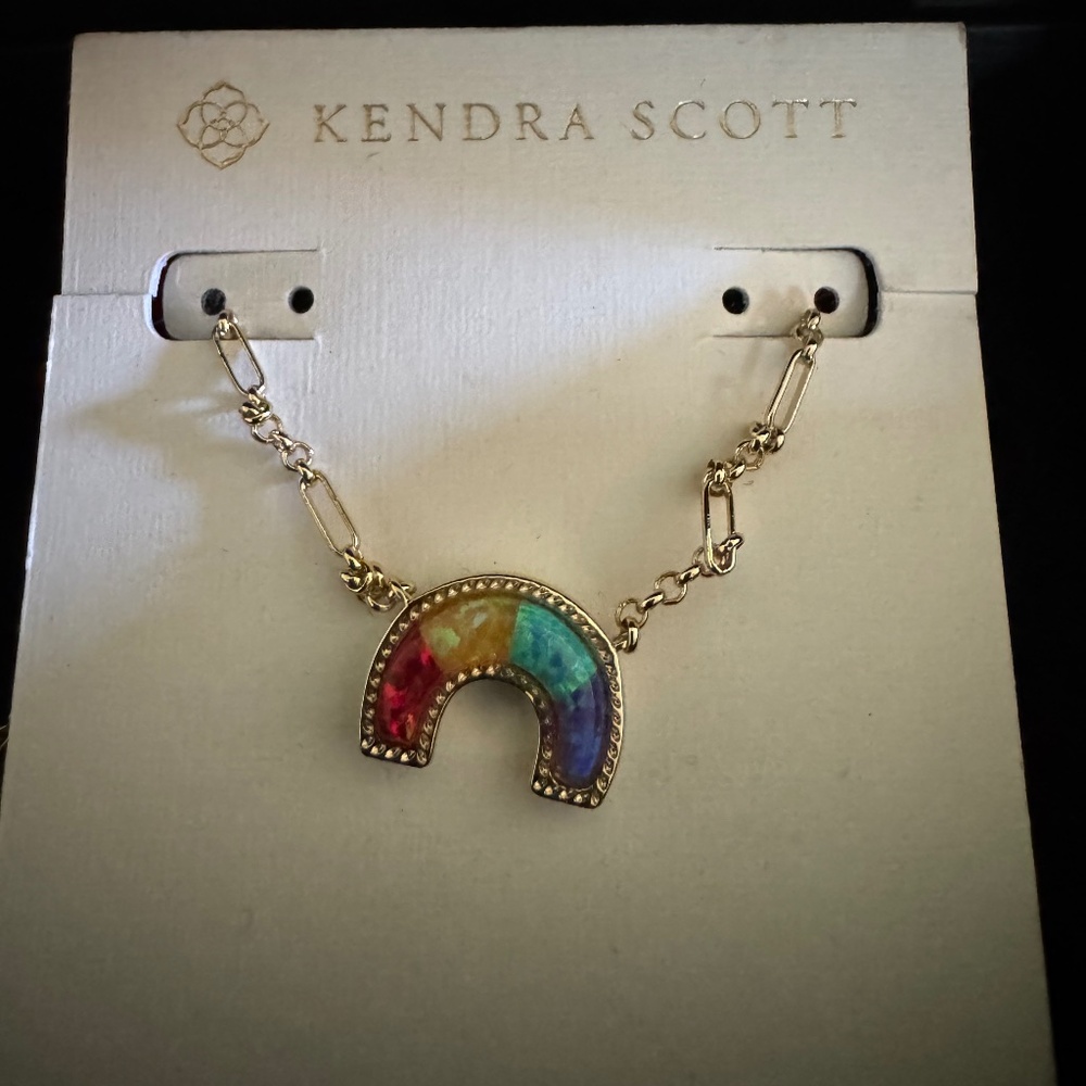 KENDRA SCOTT Rainbow Gold Pendant Necklace in Primary Mix In Opal NWT
